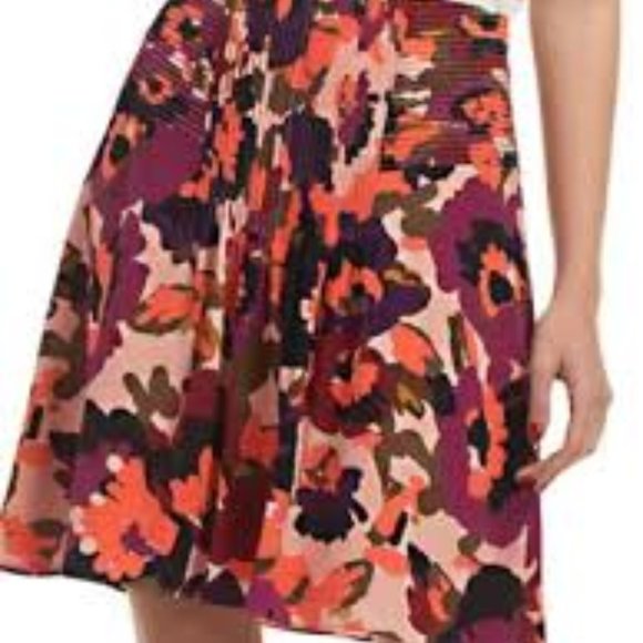 (NWT) Trina Turk | Diamond Silk Pleated Mini Skirt - Picture 7 of 7